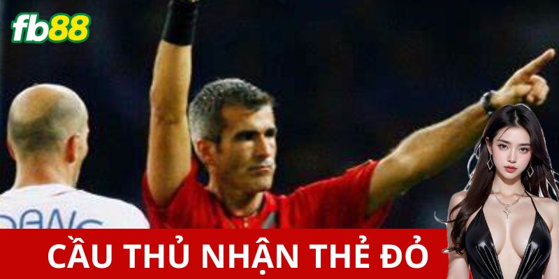 Ví dụ thực tế về kèo cầu thủ nhận thẻ đỏ đầu tiên